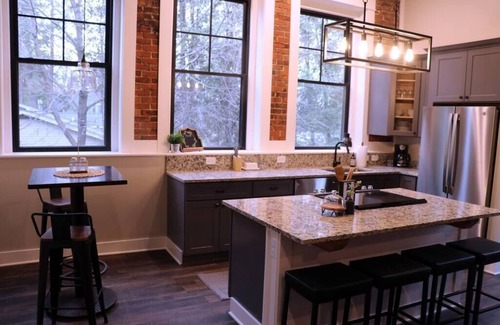 Boyne City Apartment | Double Diamond - Loft 3