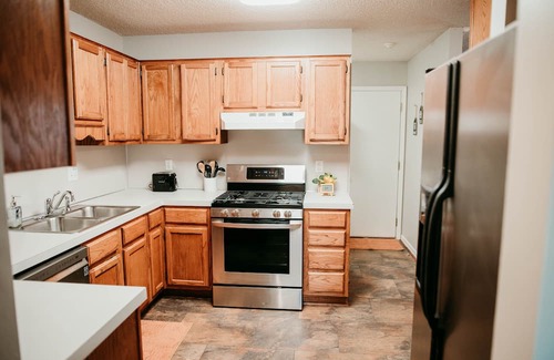 Sherwood House | Double Diamond Rentals - Awesome Neighborhood, AFB