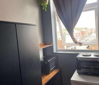 Levenshulme House | Double en suit room in Levenshulme