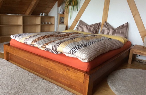 Schallstadt Bed & Breakfast | Double room 2nd floor Soleil with balcony - Silvia Krafts Bed and Breakfast