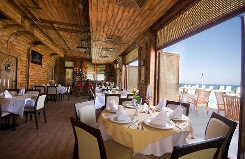 Tsarevo House | DOUBLE ROOM 7 in a quiet hotel with SEA VIEW