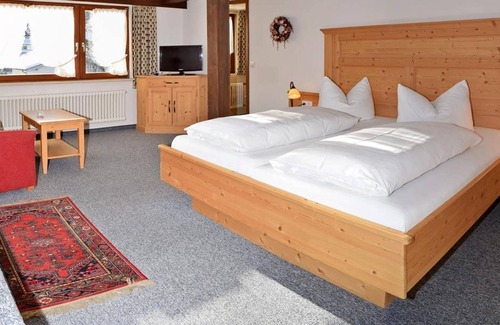 Hirschegg Apartment | Double room B, 3. 1 without balcony - The Berghof