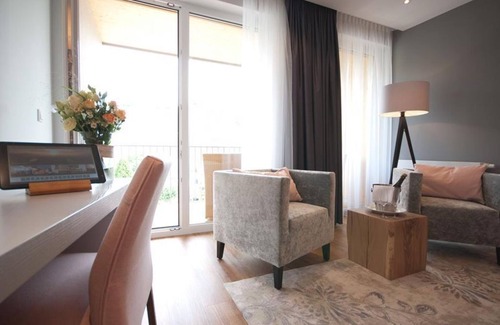 Punderich House | Double room "Beerenauslese" - Landidyll Hotel-Restaurant "Zur Marienburg"