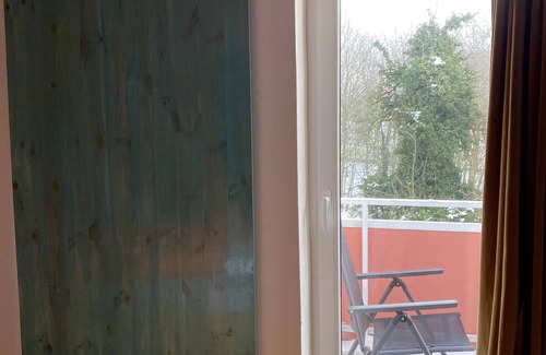 Bremerhaven Apartment | Double room-Deluxe-Private Bathroom-Balcony