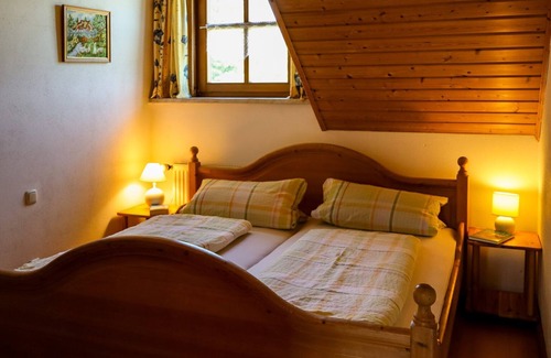 Muenchberg Apartment | Double room-Economy-Private Bathroom