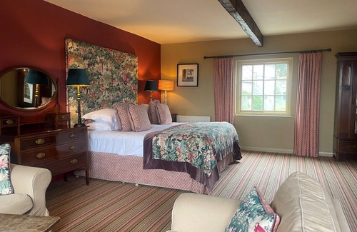 Crayke House | Double room-Ensuite with Shower-Blue