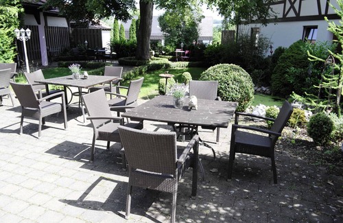 Waschenbeuren Cottage | Double room - guest house laundry lock