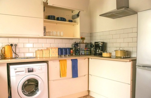 Hartlepool House | Double room in Hartlepool close to local amenities