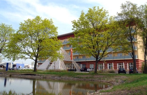 Bad Windsheim House | Double Room - Kurhotel Pyramide AG