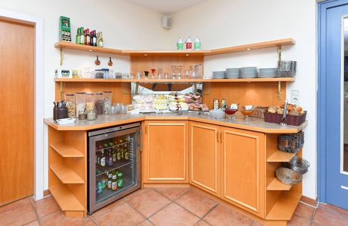 Esens Cottage | Double room non-smoking category II - Double room in the Hotel-Pension
