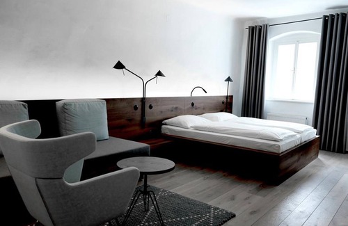 Altstadt Hotel | Double room "regular" - non ref, excl. Breakfast - arthotel Blaue Gans