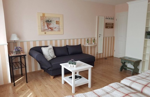 Kobern-Gondorf Bed & Breakfast | Double room shower/WC - Landhaus Julia