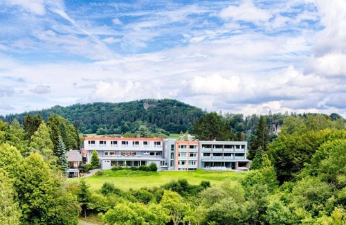 Gerolstein House | Double room shower/WC, lake view - Seehotel am Stausee