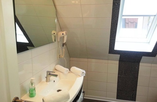 Friedrichstadt Bed & Breakfast | Double Room Suite - Pension Marktblick - bed & breakfast