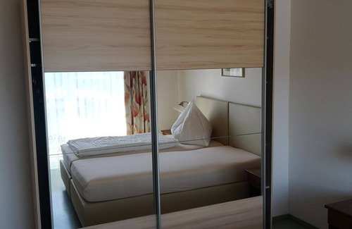 Sankt Magdalen Bed & Breakfast | Double room with balcony, lake view/side lake view - Seepension Smoley *