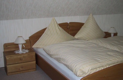 Maring-Noviand Apartment | Double room with balcony terrace - wine and guest house Fries