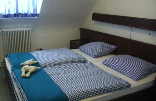 Kordel Hotel | Double room with shower/WC - Burg Ramstein, Hotel-Restaurant