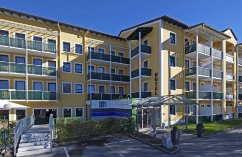 Innstadt Apartment | Double room without balcony (22 sqm)