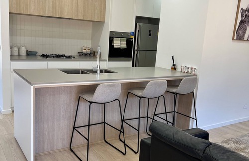 Melbourne House | Double Storey, brand new house, cosy, clean, convenient with shops nearby