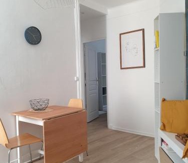 Cachan Apartment | Double-studio 4p Calme 100m métro idéal Séjour Maison examens