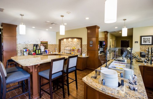 Plano Condo | Double Suite | Free Wi-Fi & Parking