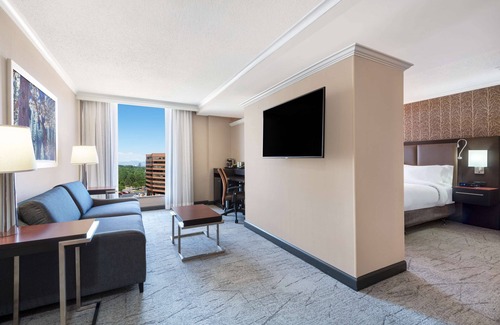 Belcaro Hotel | DoubleTree by Hilton Denver Cherry Creek