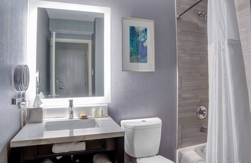 Harrisonburg Hotel | Doubletree by Hilton Harrisonburg