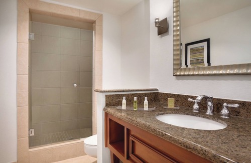Downtown Albuquerque Hotel | DoubleTree by Hilton Hotel Albuquerque