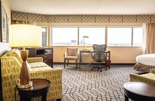 Core Hotel | DoubleTree by Hilton Hotel St. Paul Downtown