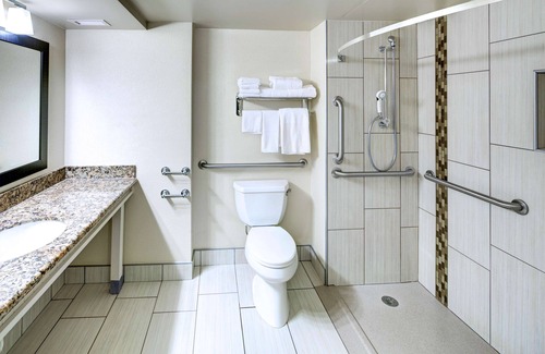 Madison Hotel | DoubleTree by Hilton Madison Downtown