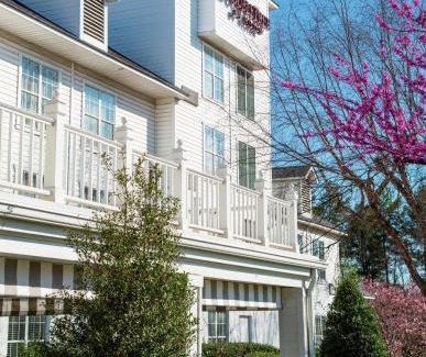 Durham Hotel | DoubleTree by Hilton Raleigh Durham Airport at Research Triangle Park