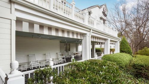 Durham Hotel | DoubleTree by Hilton Raleigh Durham Airport at Research Triangle Park