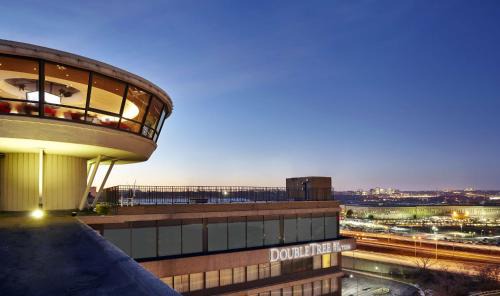 Crystal City Hotel | DoubleTree by Hilton Washington DC – Crystal City