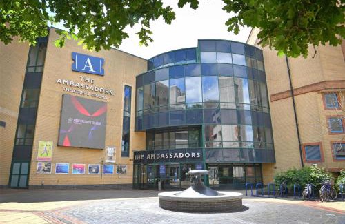 Woking Hotel | DoubleTree by Hilton Woking