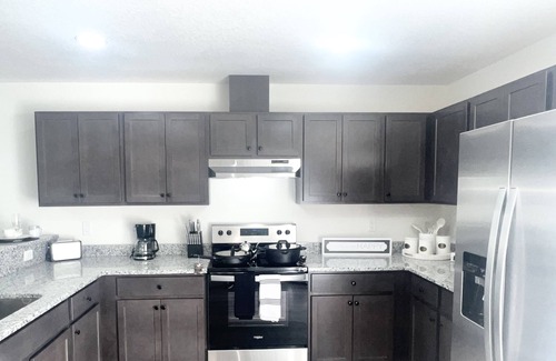 Ocala Apartment | Doubletree Lodge II kingbed/firepit