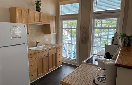 Uptown - Upper Duval House | Douglas House