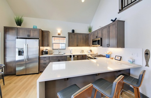 Dover Bay House | Dover Vacation Rental: Walk to Lake Pend!