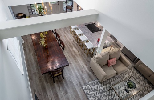 New Roads House | "Down by the River" with all amenities and recently updated