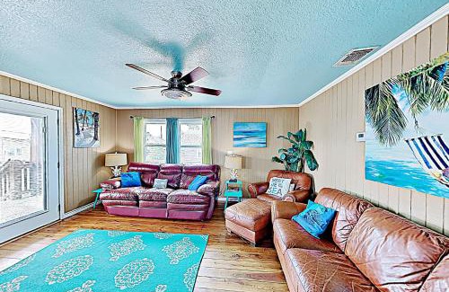 Port Aransas House | Down By The Sea