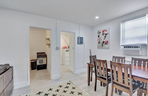 Delray Beach Cottage | Down Town Delray, near Ave and beach, Free parking