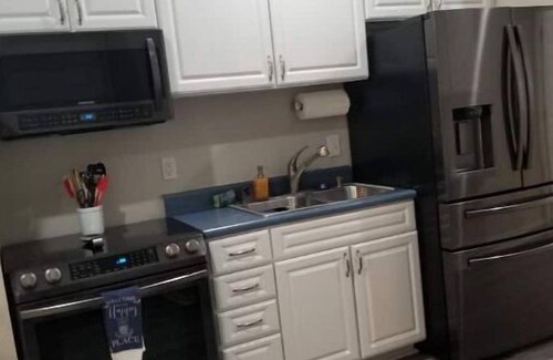 Downtown House | Downtown 2 Bedroom/2 Bath Duplex