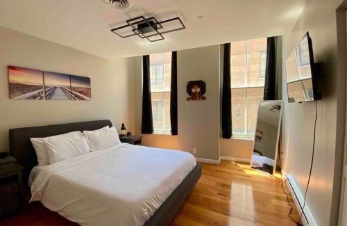 Downtown Albany Apartment | Downtown Albany 2 Bedroom + Workstation @ The Mark