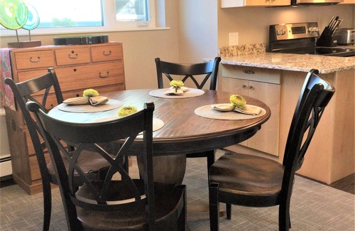 Downtown Anchorage Apartment | Downtown Anchorage Deluxe Furnished 2 Bedroom Apartment