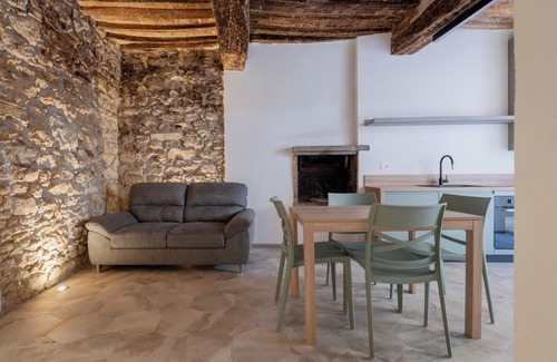 Monte San Savino Apartment | Downtown Apartment Village View