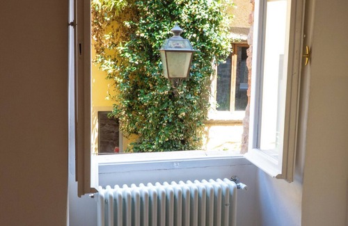 Monte San Savino Apartment | Downtown Apartment Village View