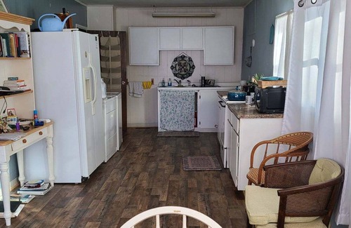Laurium Apartment | Downtown Apartment