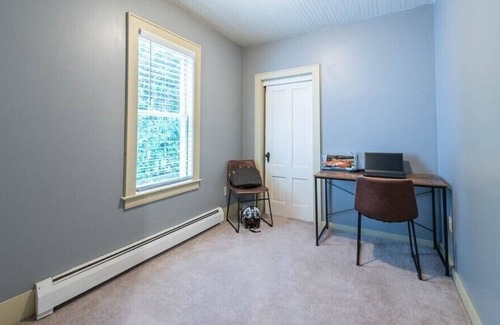 Groton Apartment | Downtown Apartment, walk to restaurants, cafes and walking trails