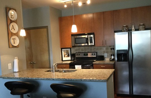 West End Condo | Downtown Atlanta Cozy Condo Close to EVERYTHING!