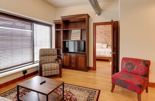 Auburn Condo | Downtown Auburn Vacation Rental: Central Location!
