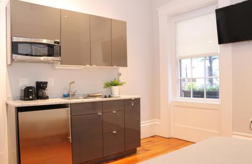 Beacon Hill Apartment | Downtown Beacon Hill, Convenient, Comfy Studio #1